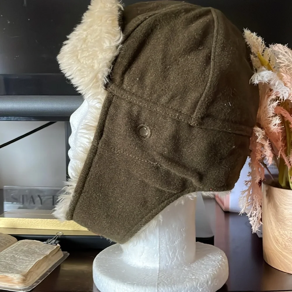Pilot hat - Picture 3 of 7